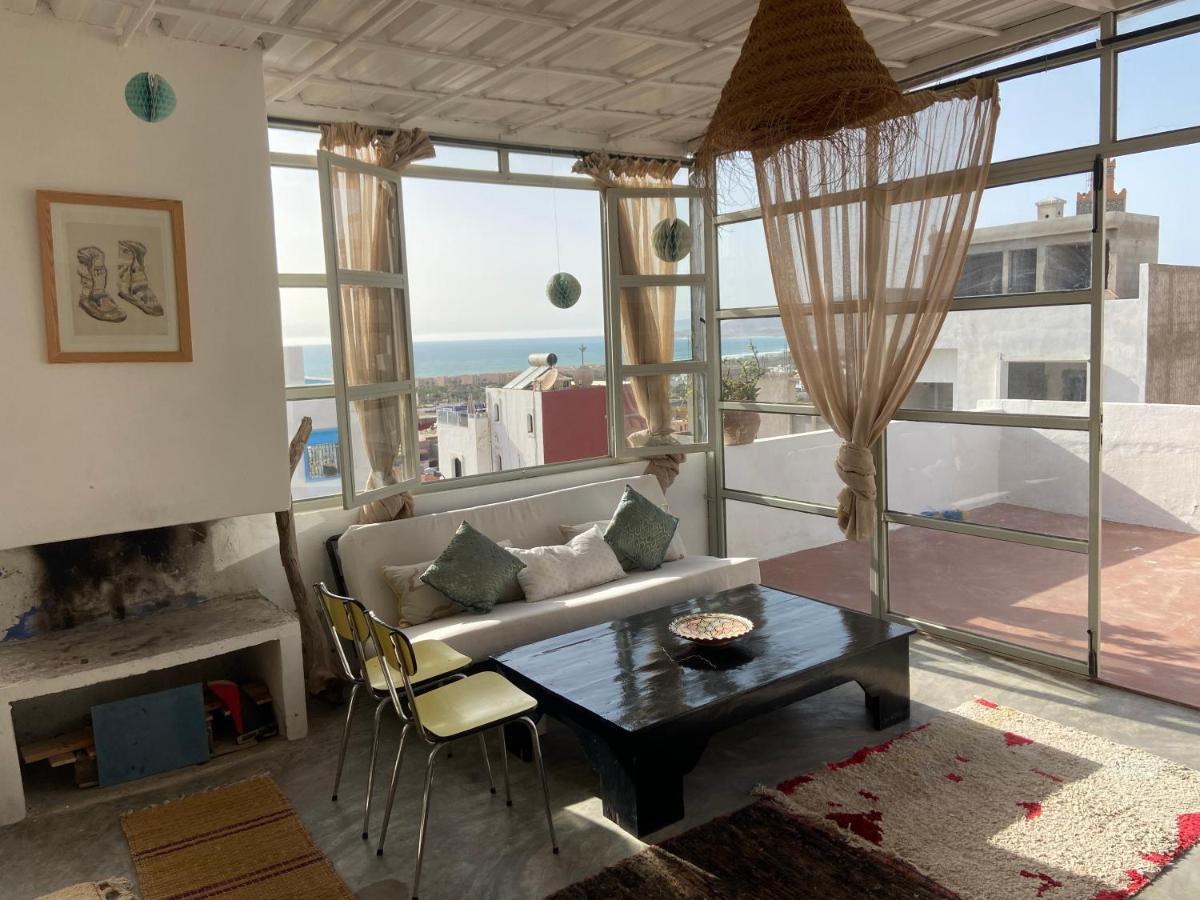 Anir Of Sea Tamraght Hostel Buitenkant foto