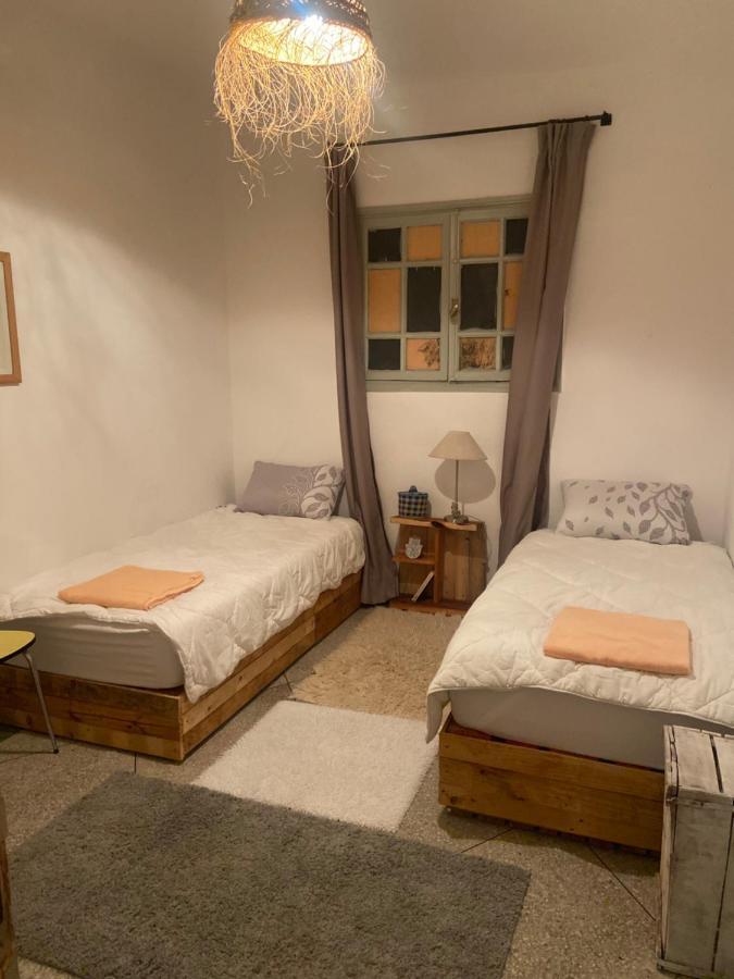 Anir Of Sea Tamraght Hostel Buitenkant foto