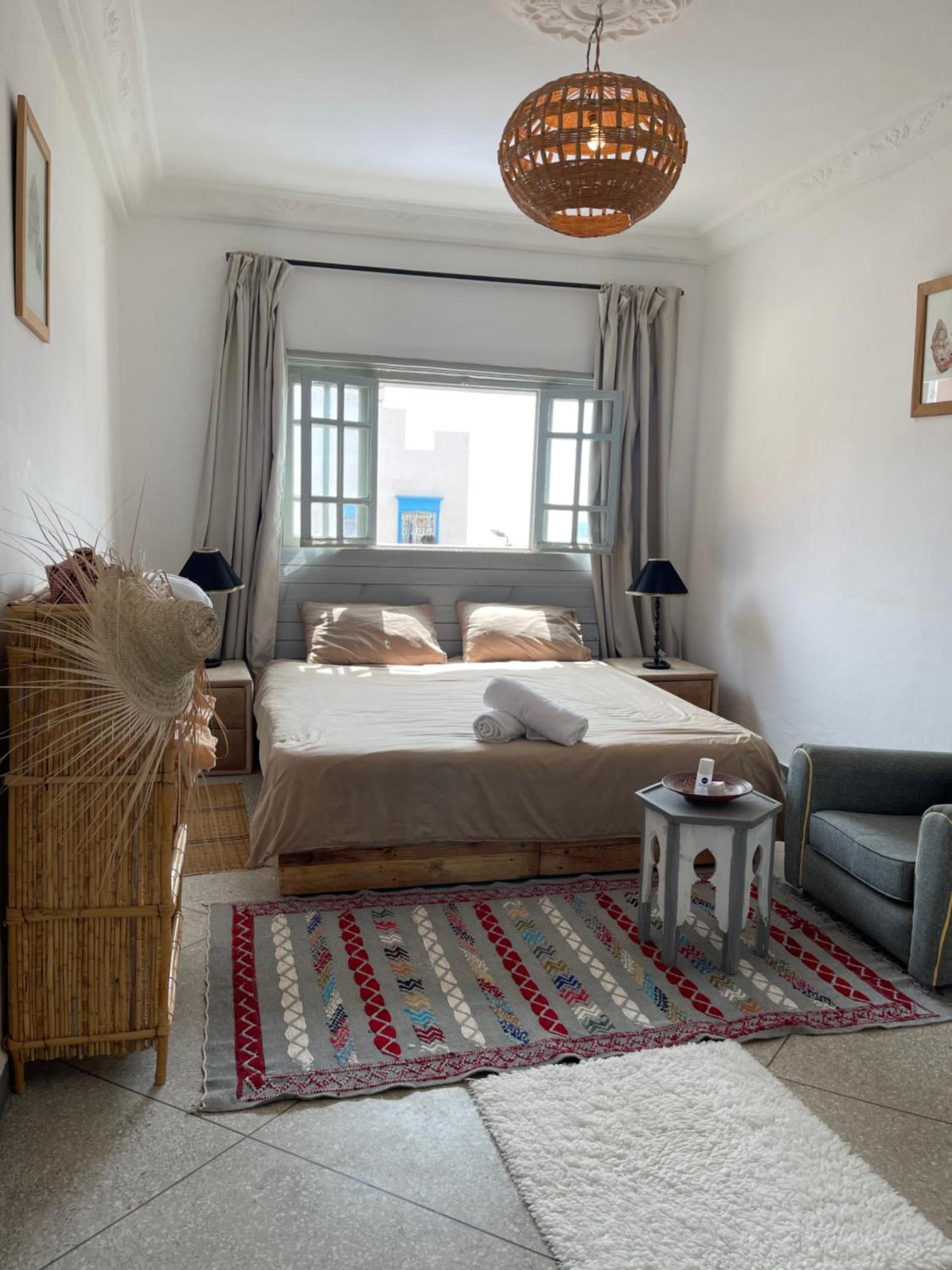 Anir Of Sea Tamraght Hostel Buitenkant foto