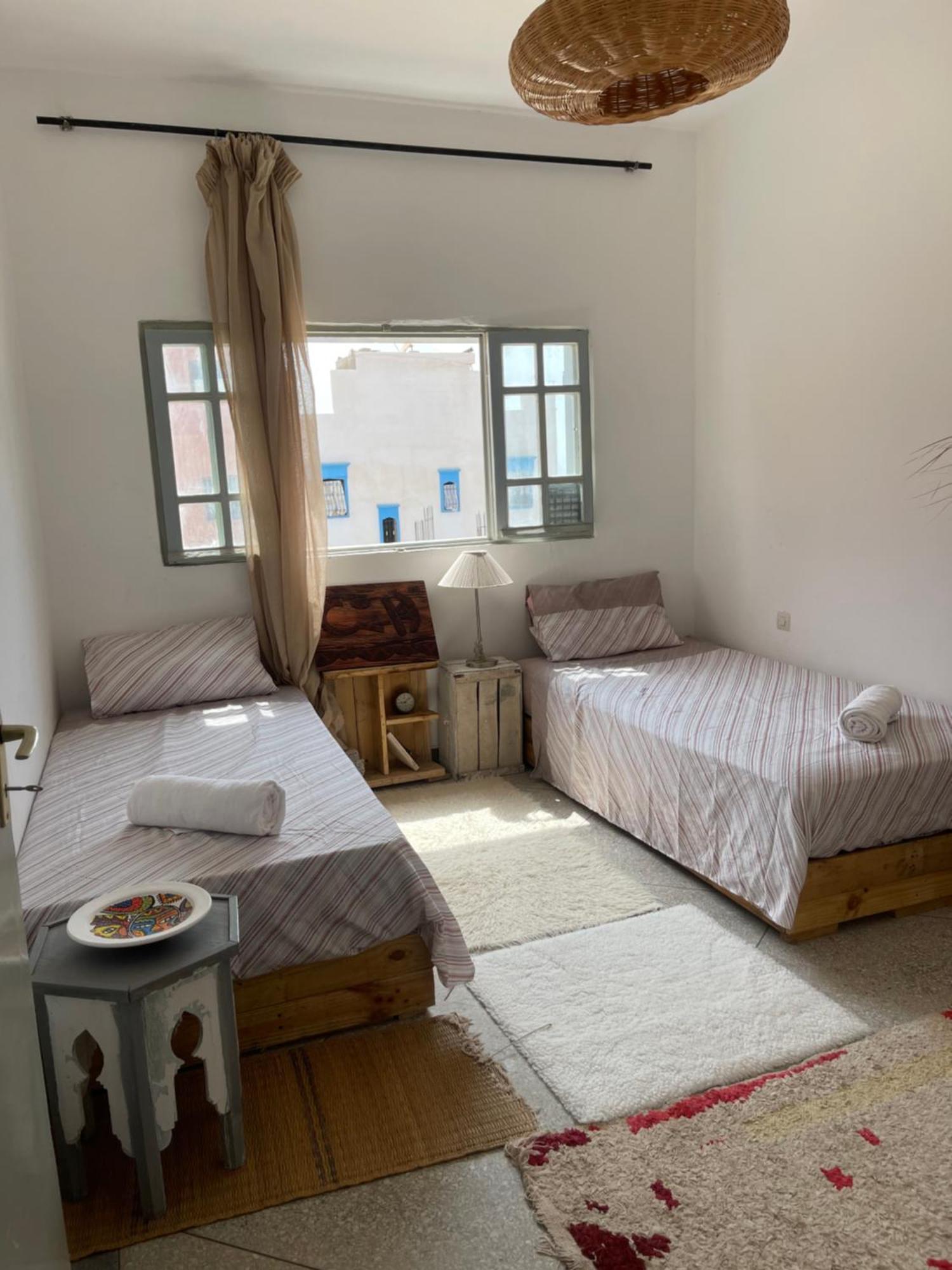 Anir Of Sea Tamraght Hostel Buitenkant foto